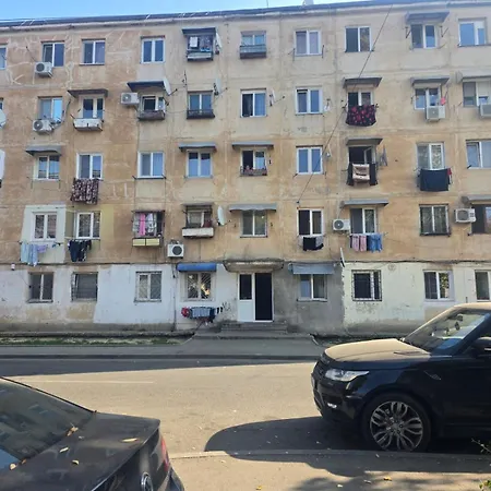 Urban For A Real Ghetto Experience Apartment Craiova
