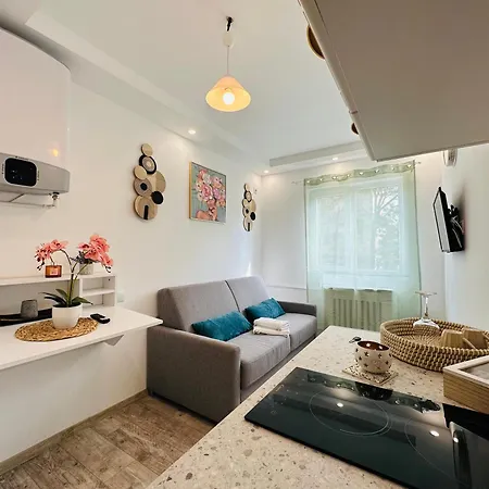 Urban For A Real Ghetto Experience Apartment *