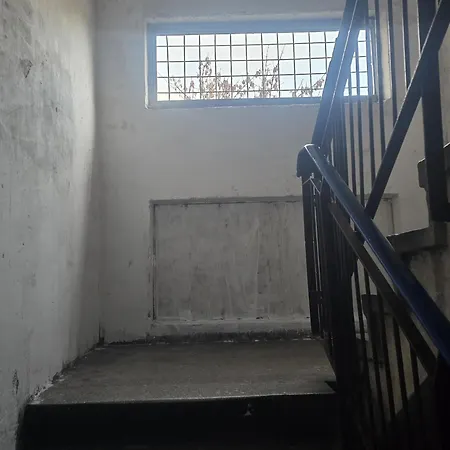 Apartment Urban For A Real Ghetto Experience *